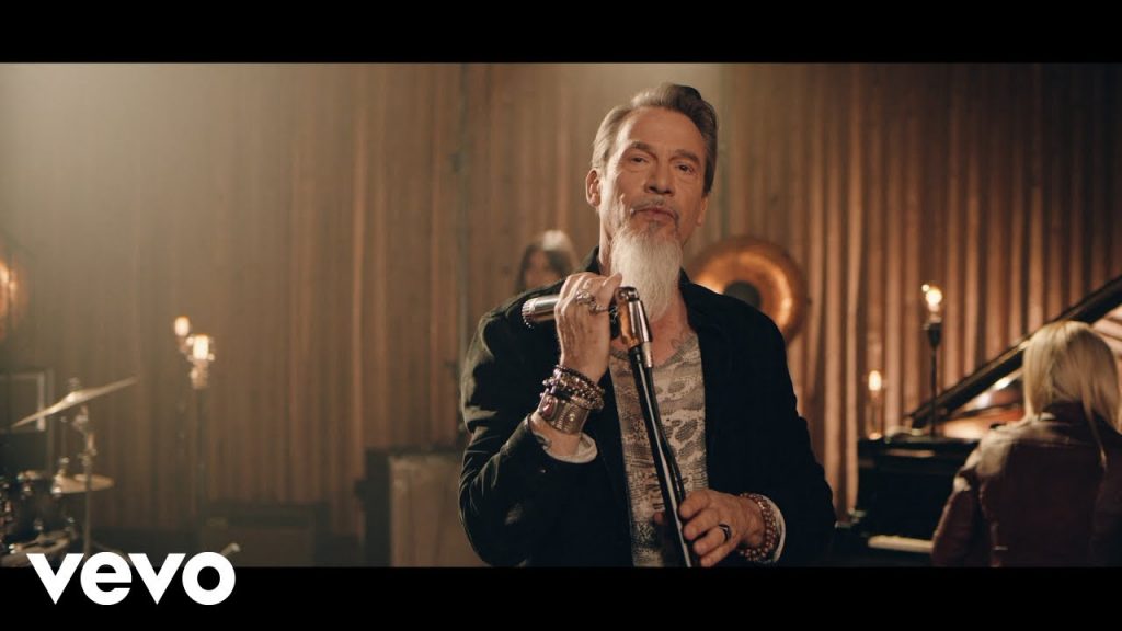 Florent Pagny dévoile le clip "Si une chanson"